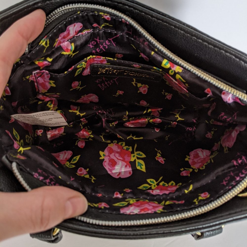 Betsey Johnson "Be Mine" Quilted Hearts Mini Purse - image 5